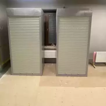 Два шкафа в паркинг для хранения вещей в светло-сером цвете в дер. Барвиха, Одинцовский г.о, МО